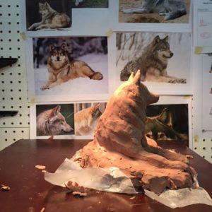 11 wolf sculpture